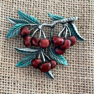 Vintage JJ Brooch